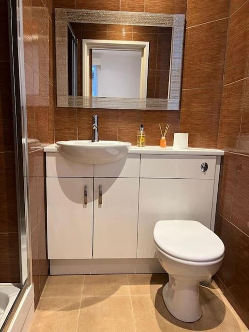Superb 2Bed/2Bath Flat Waterloo London Apartment Exterior photo